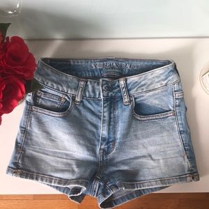 Denim high wasted shorts